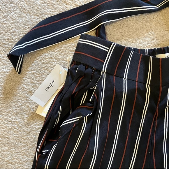 NWT flowy pants, xs. - Picture 2 of 2